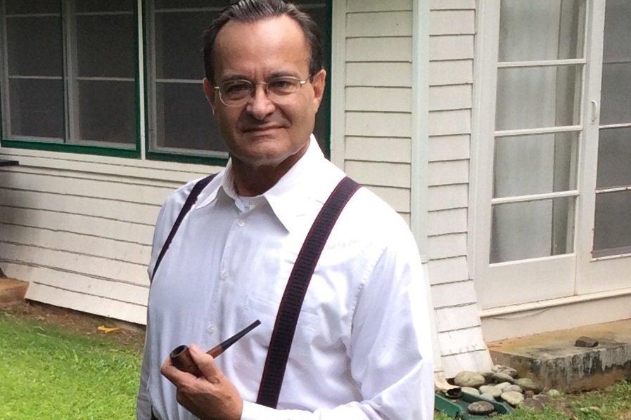 actor Tom Holowach large photo