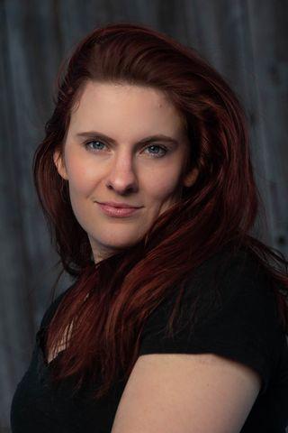 actor Victoria Straitt large photo