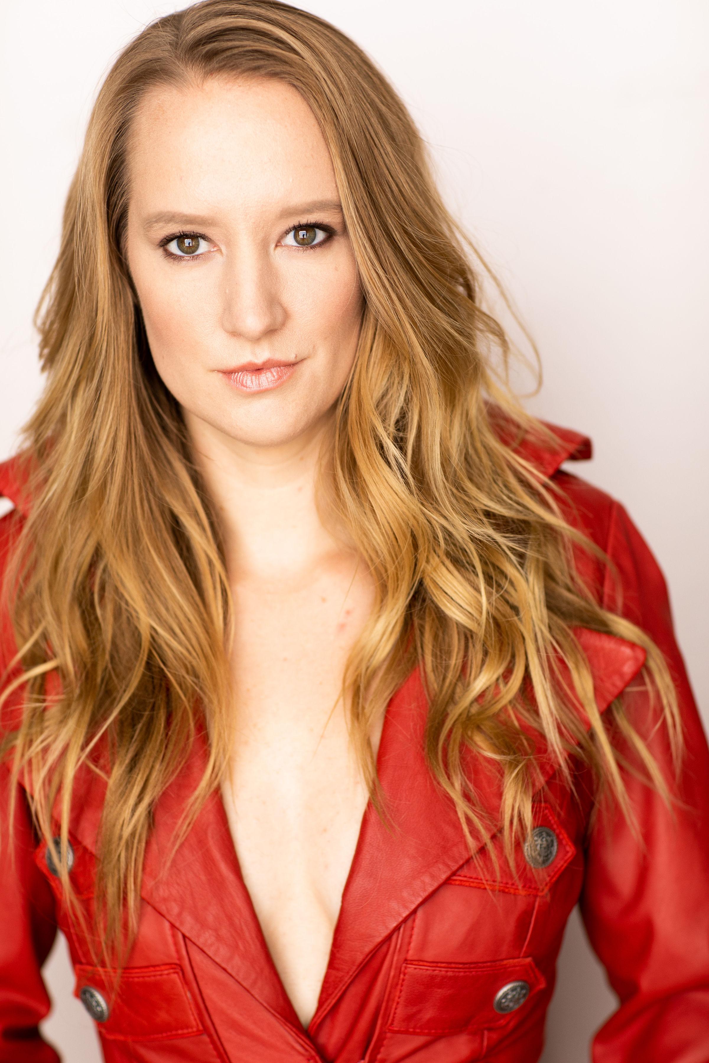 actor Gwenn Wunderlich large photo