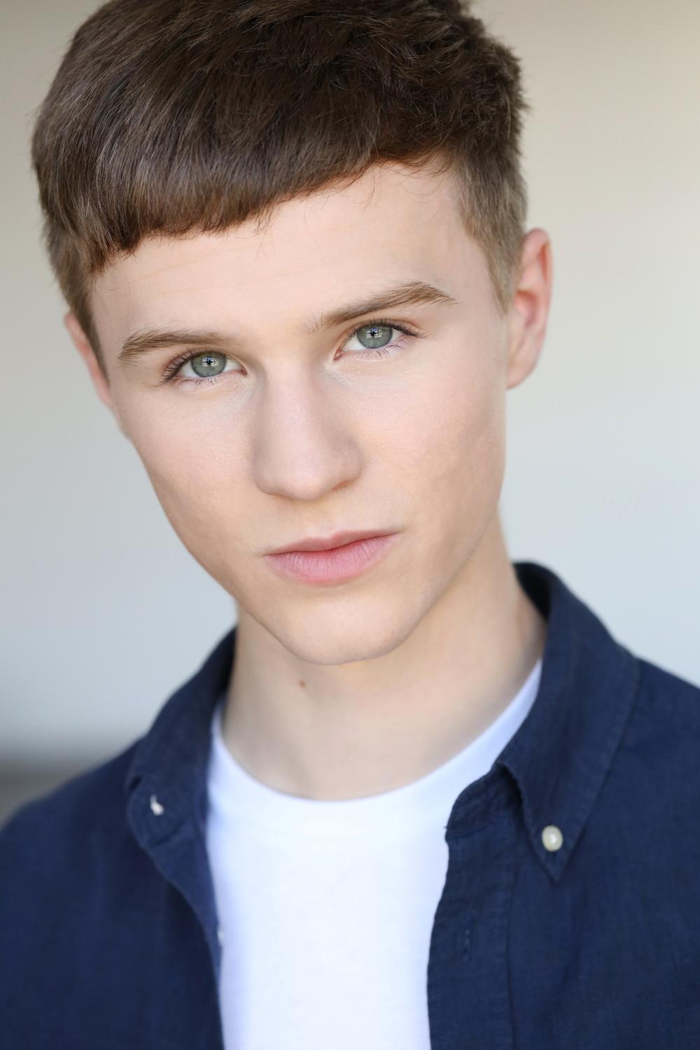 actor Samuel Parker large photo