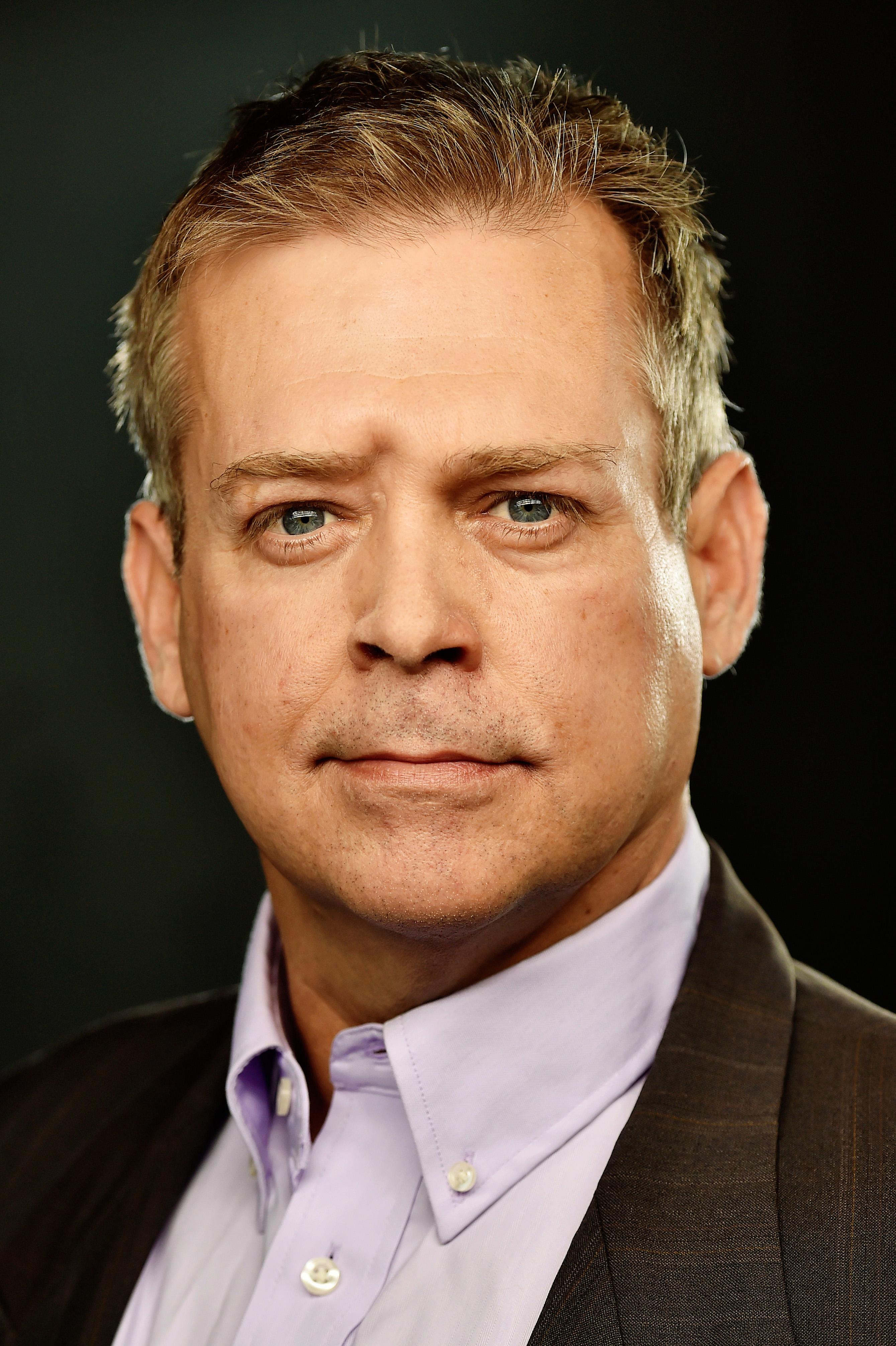 actor Allen Burns large photo