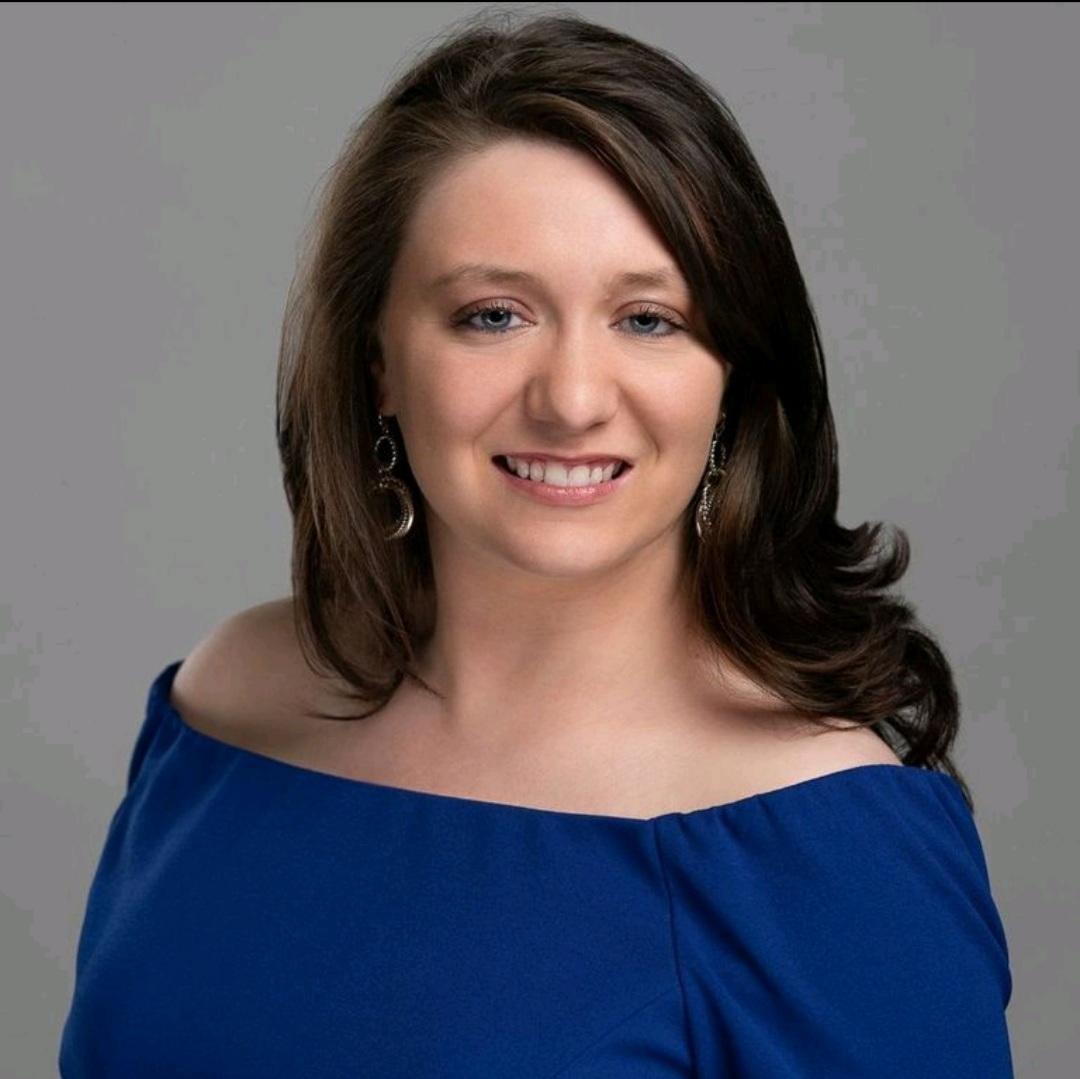 actor Gina D. Brewer large photo