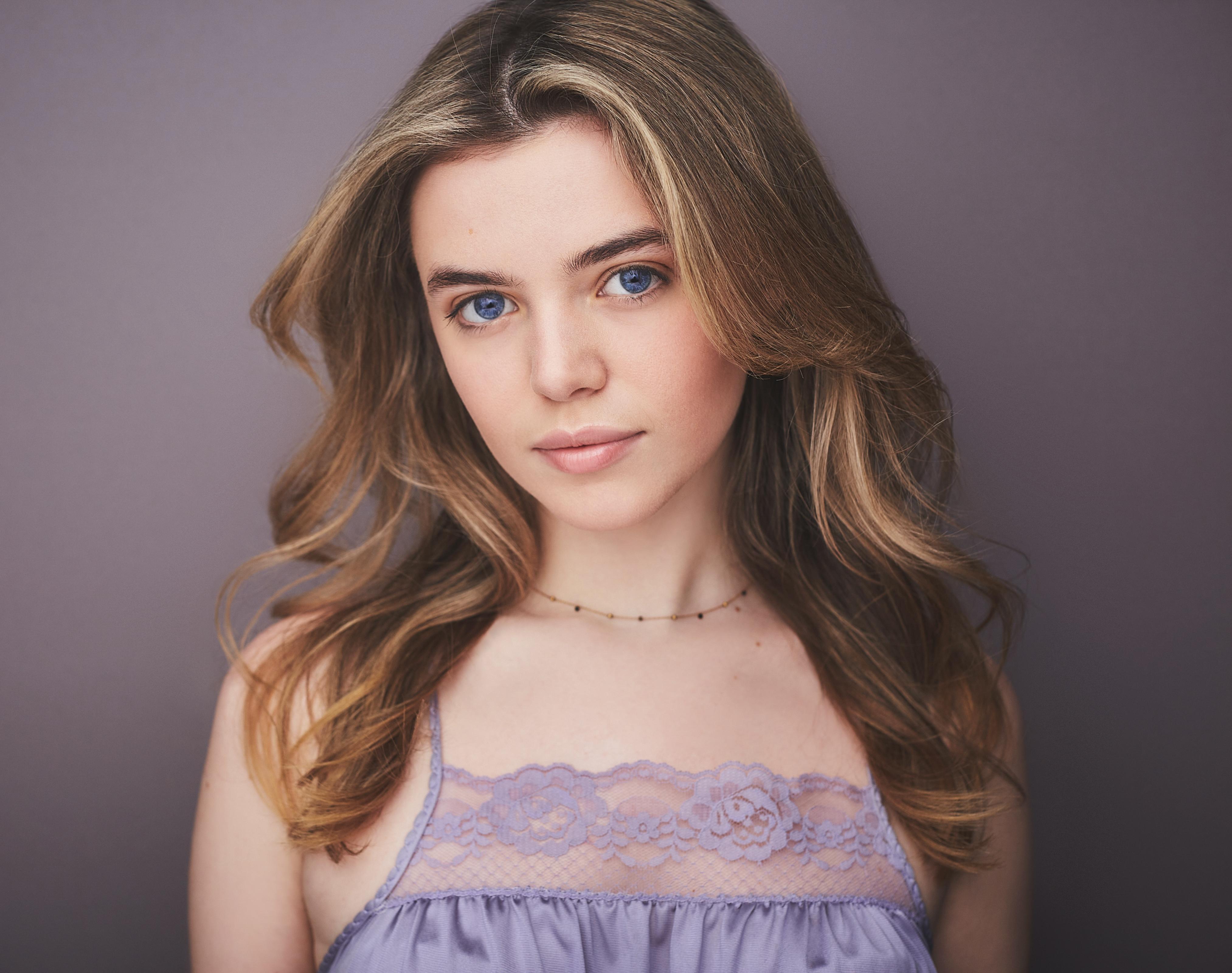 actor Angelina Boris large photo