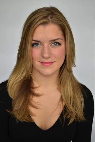 actor Caroline Cotter large photo