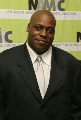 actor Howie Bell large photo