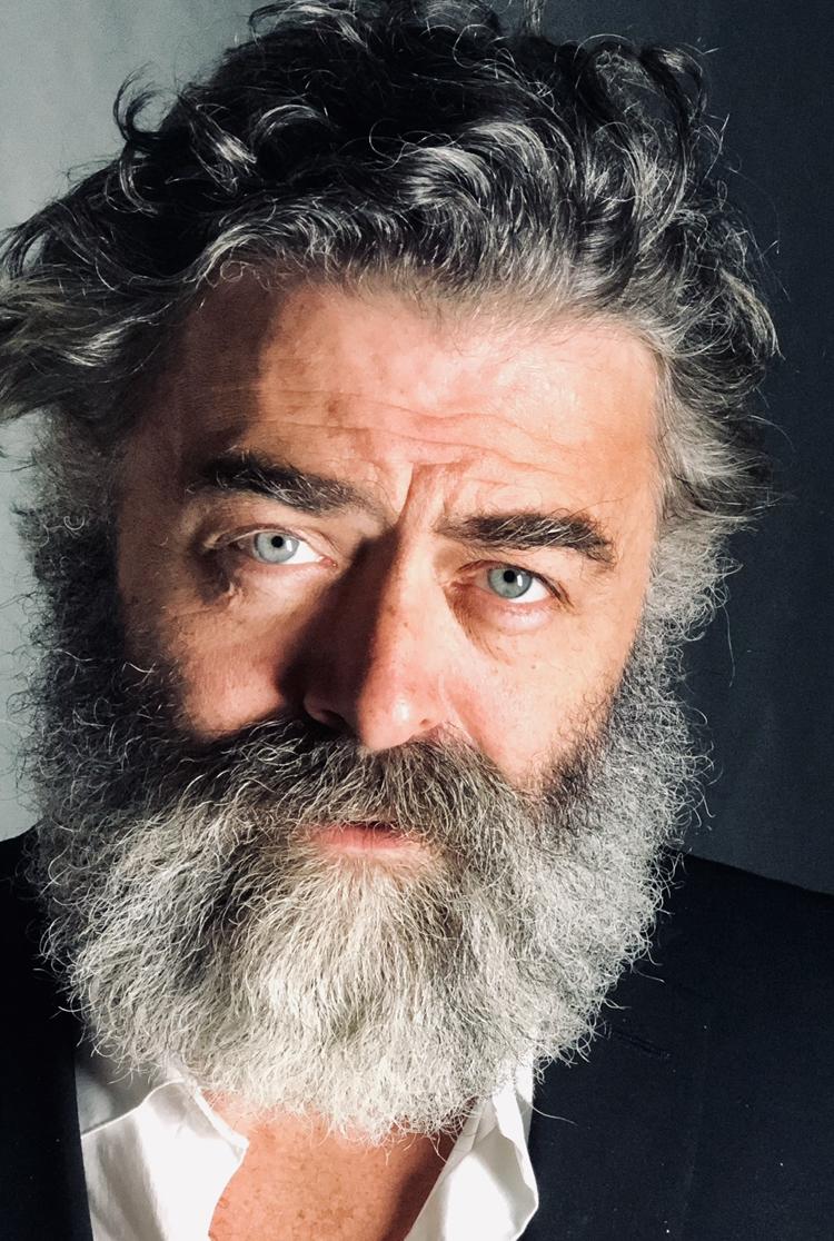 actor Mike Marunde large photo