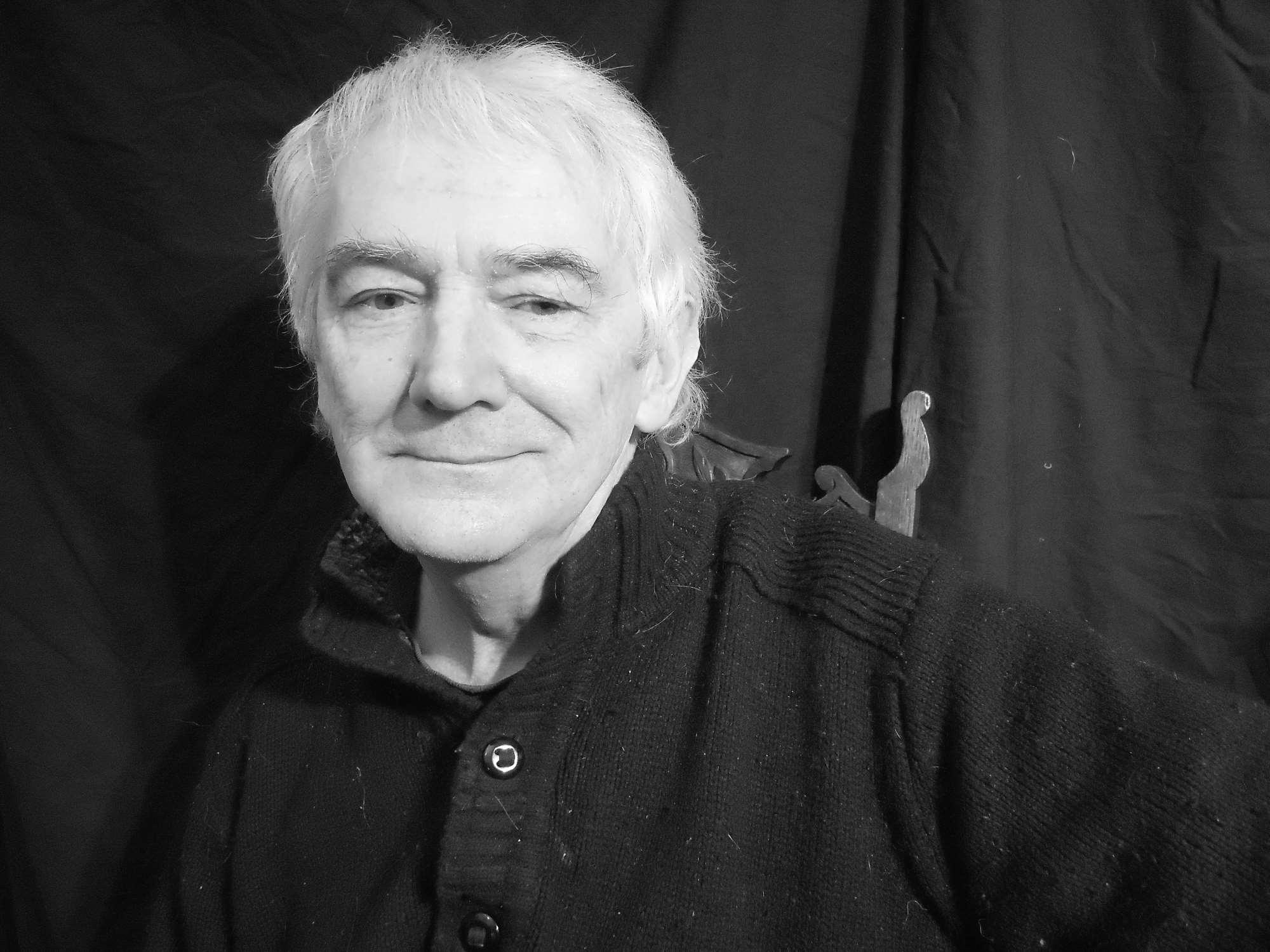 actor Colin Carnegie large photo