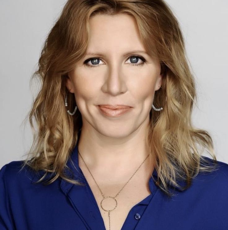 actor Angie Lister large photo