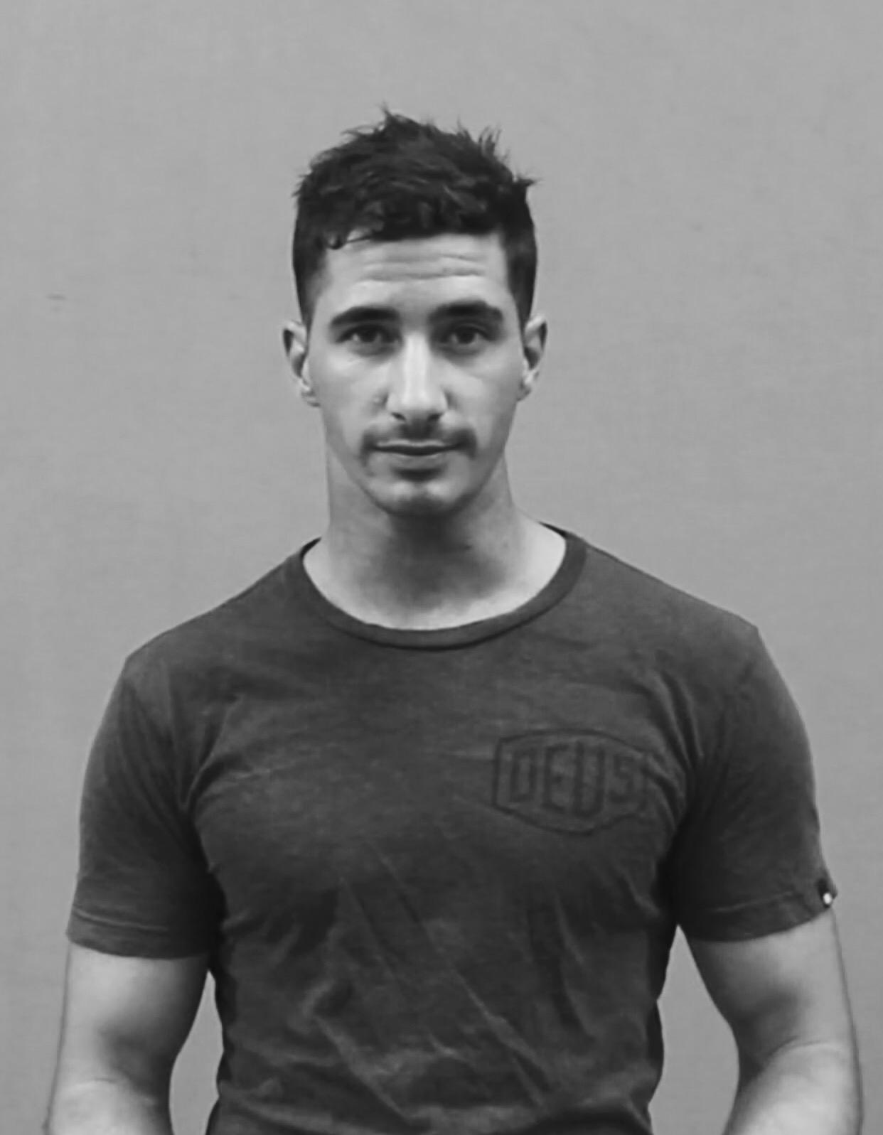 actor Beau Karolos large photo