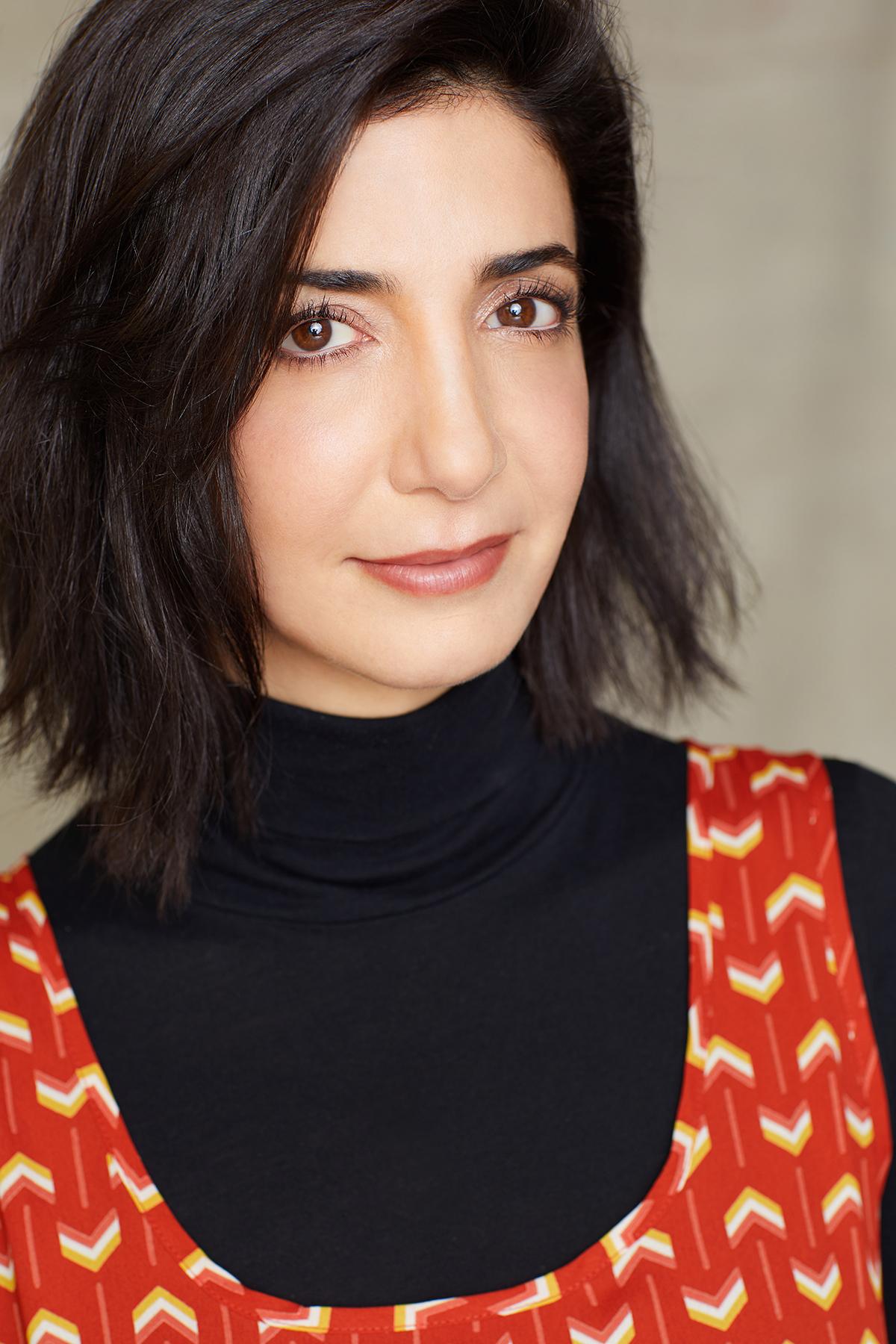 actor Suzanne Cotsakos large photo