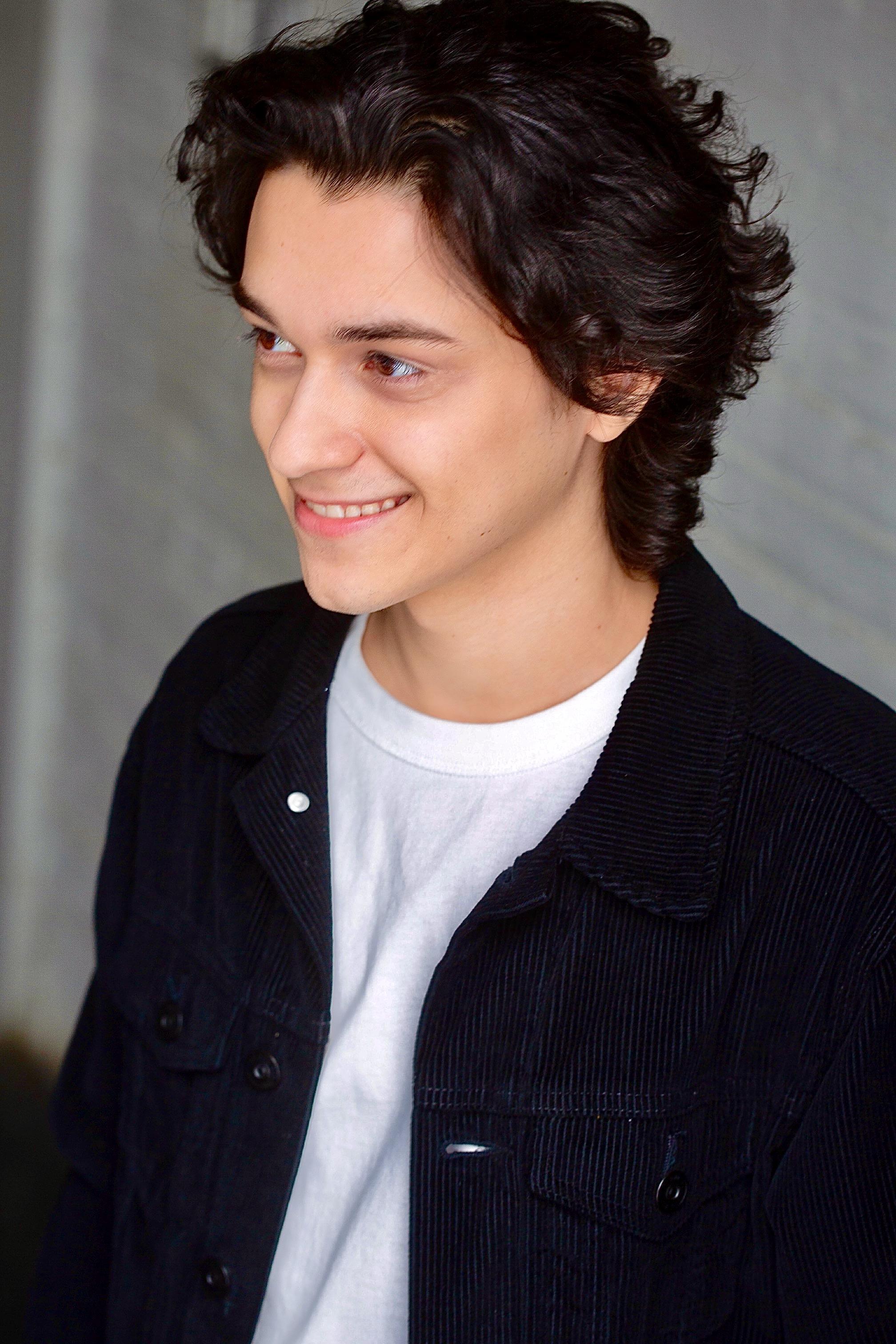 actor Ignacio Diaz-Silverio large photo