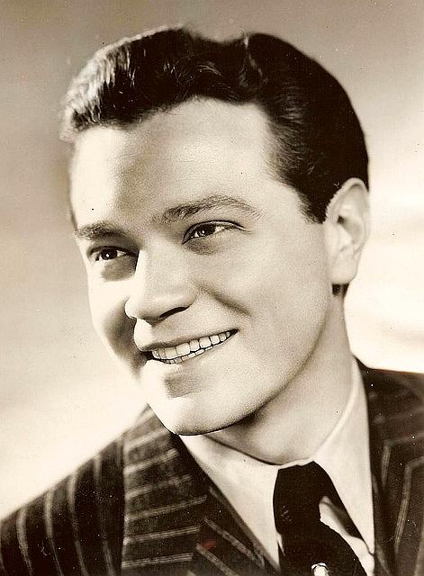 actor Alfred Drake large photo