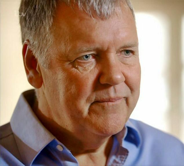 actor Clive Tyldesley large photo