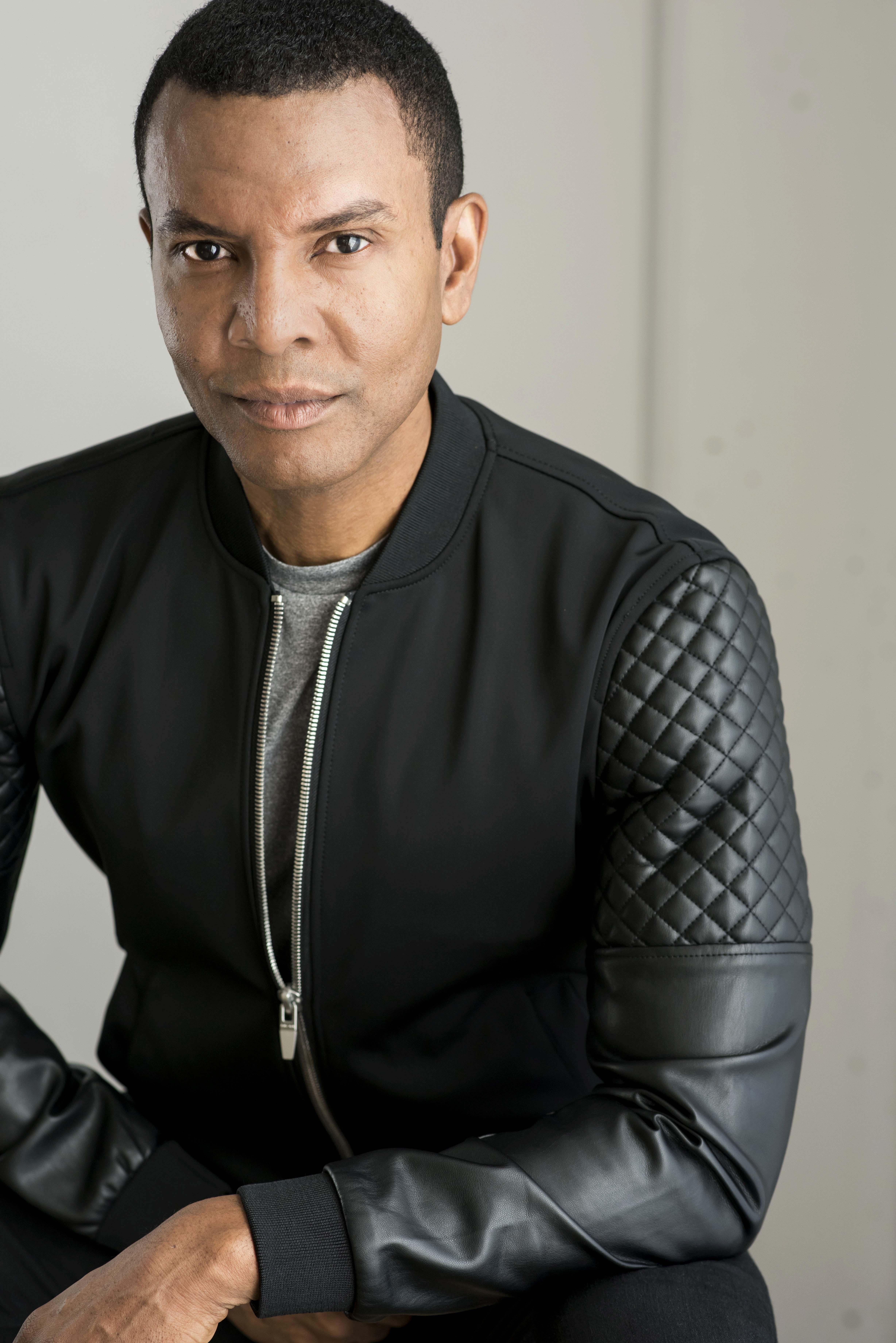 actor Christopher Grossett large photo