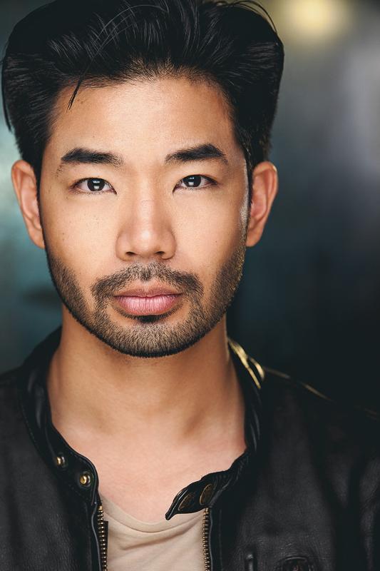 actor Matt Mendoza large photo