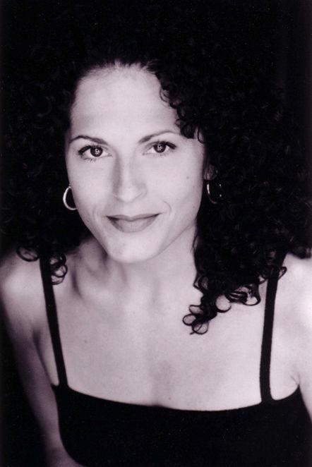 actor Kate Forster large photo