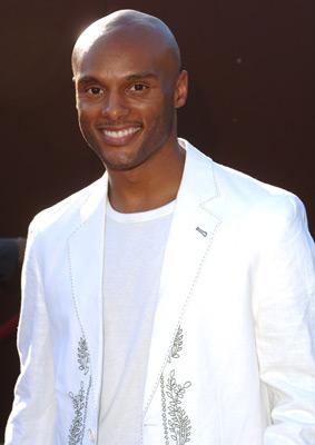 actor Kenny Lattimore large photo