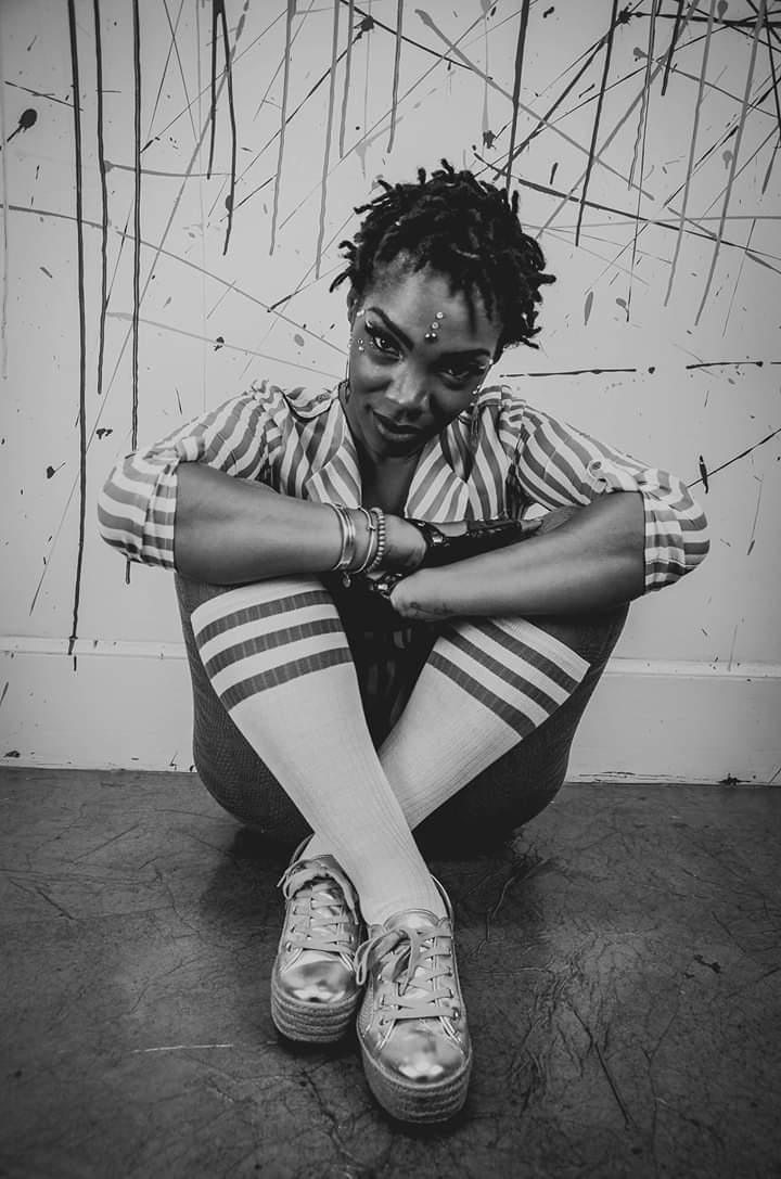 actor Eboni Joi large photo