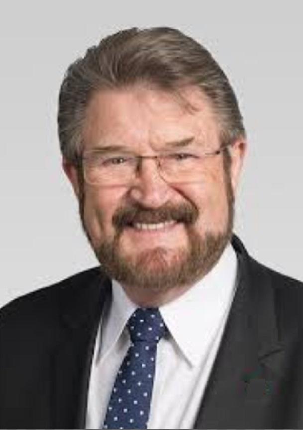 actor Derryn Hinch large photo