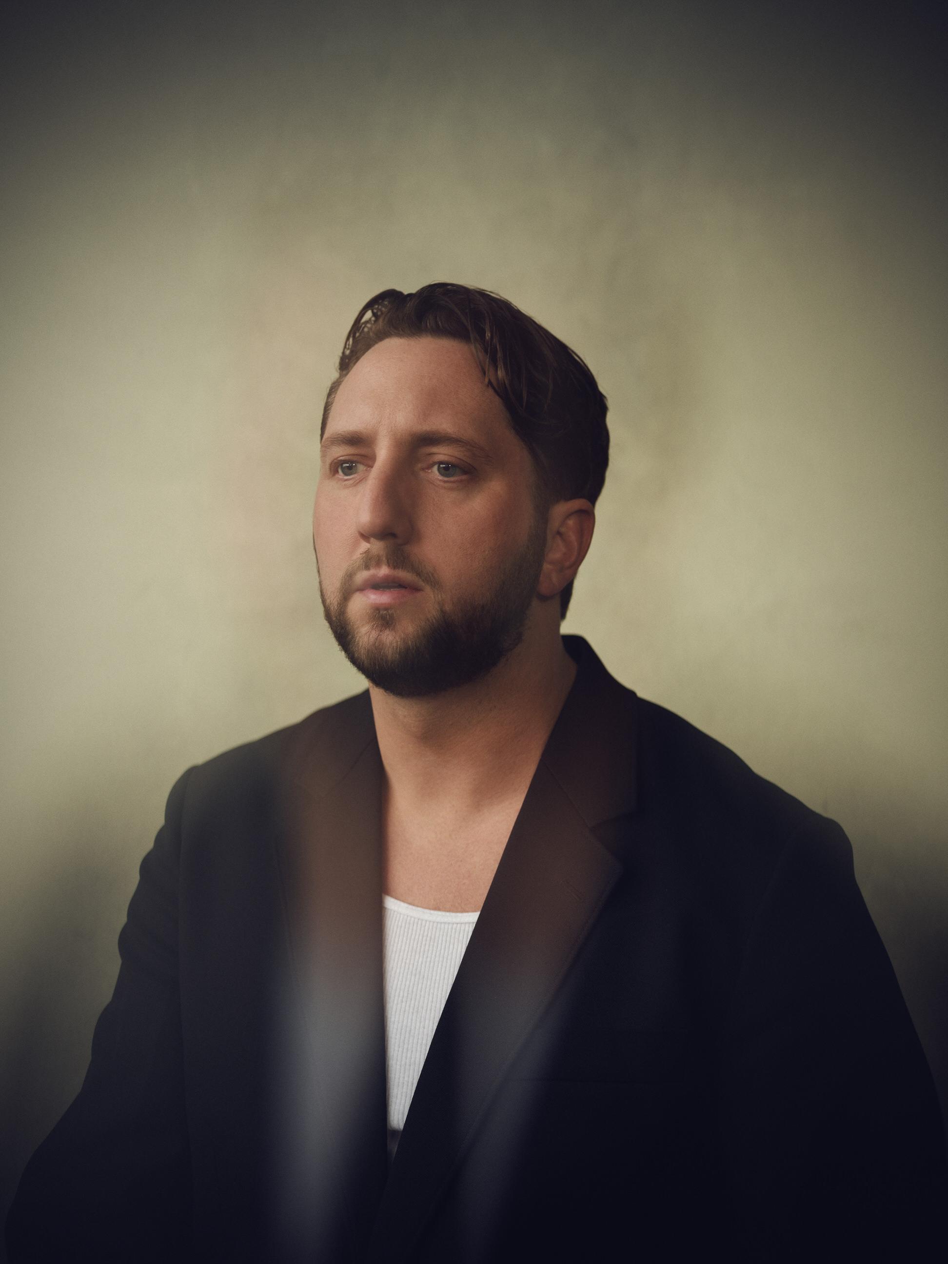 actor Adam Silver large photo