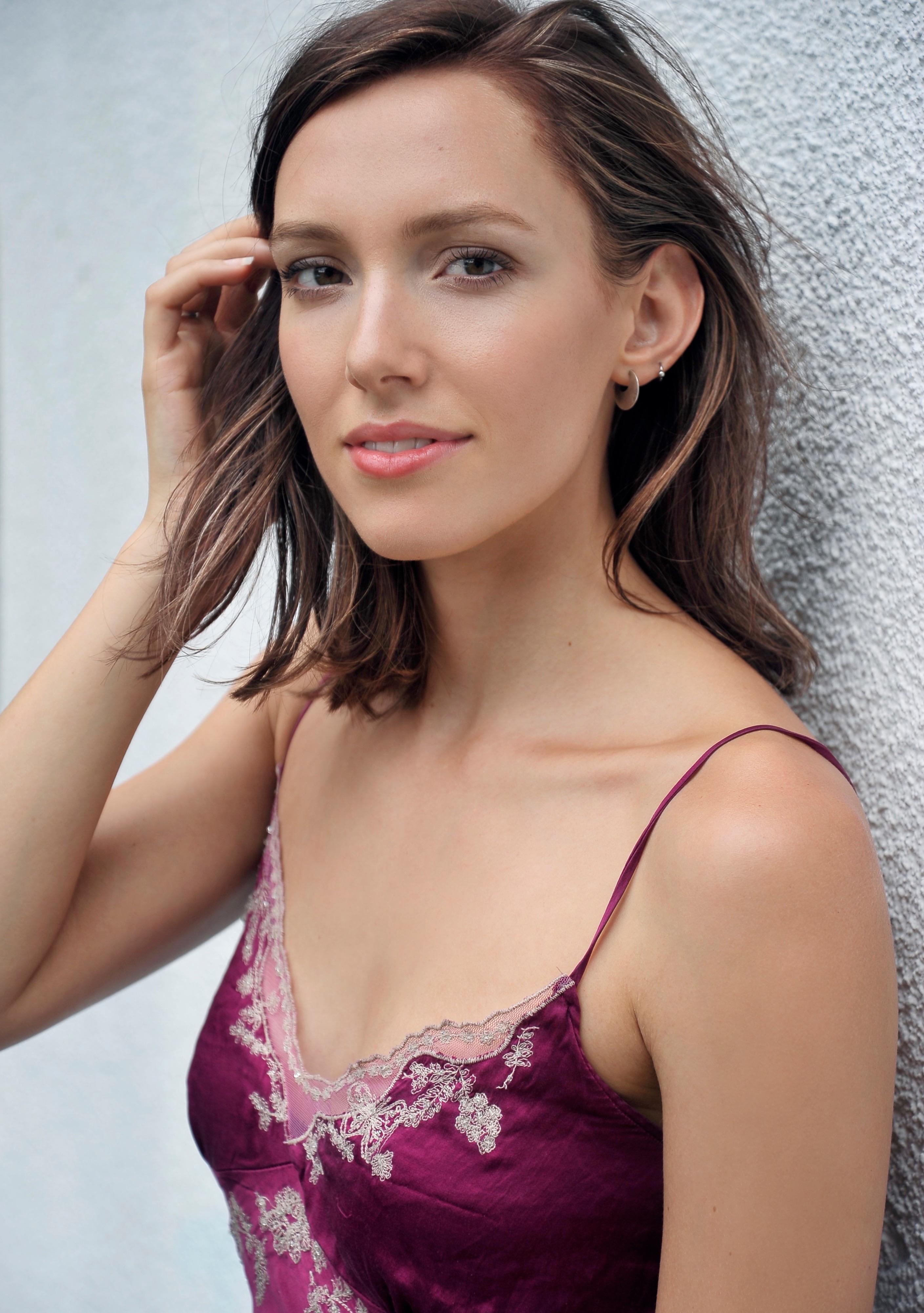 actor Rainee Blake large photo