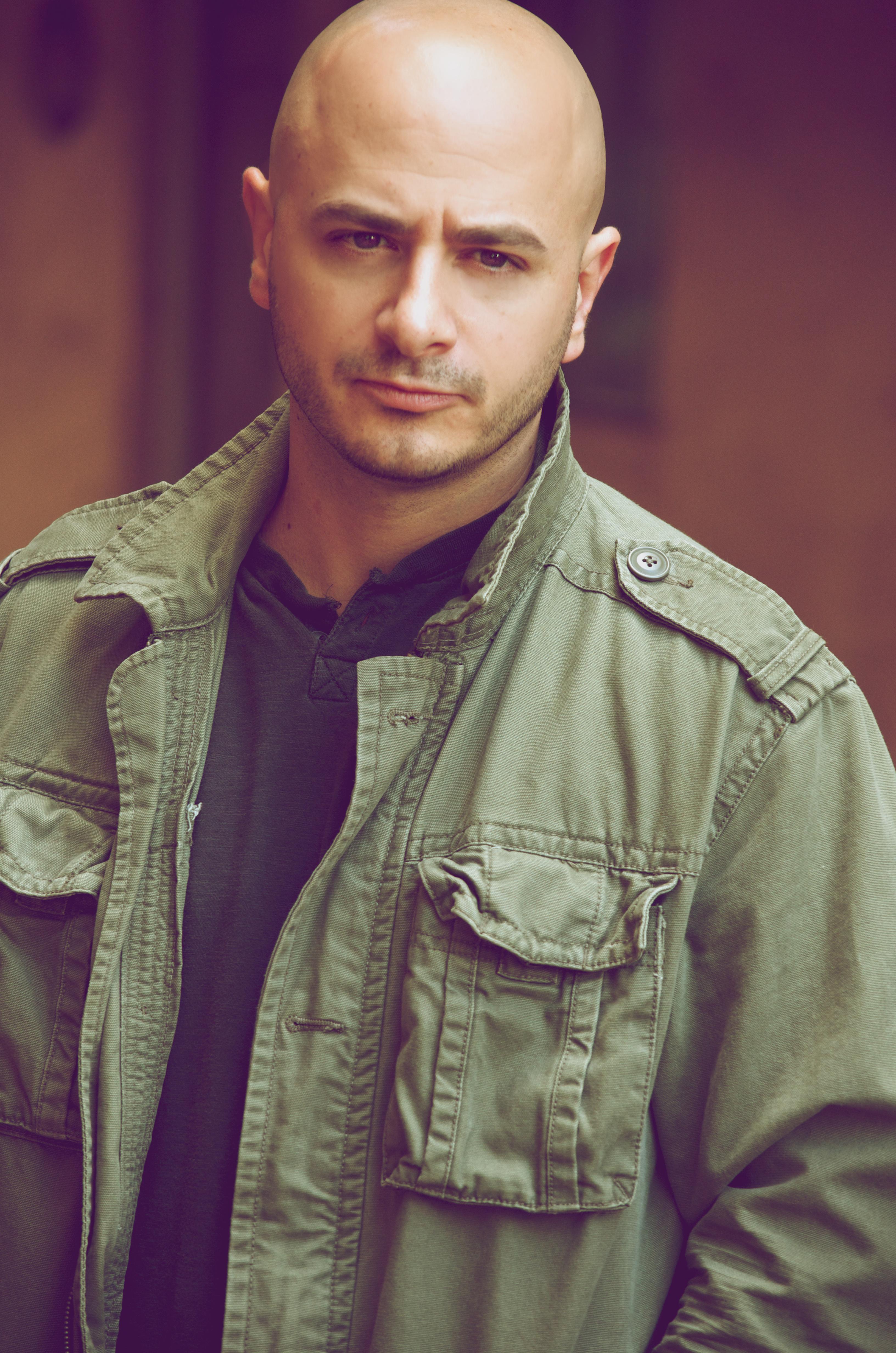 actor Bert Rotundo large photo