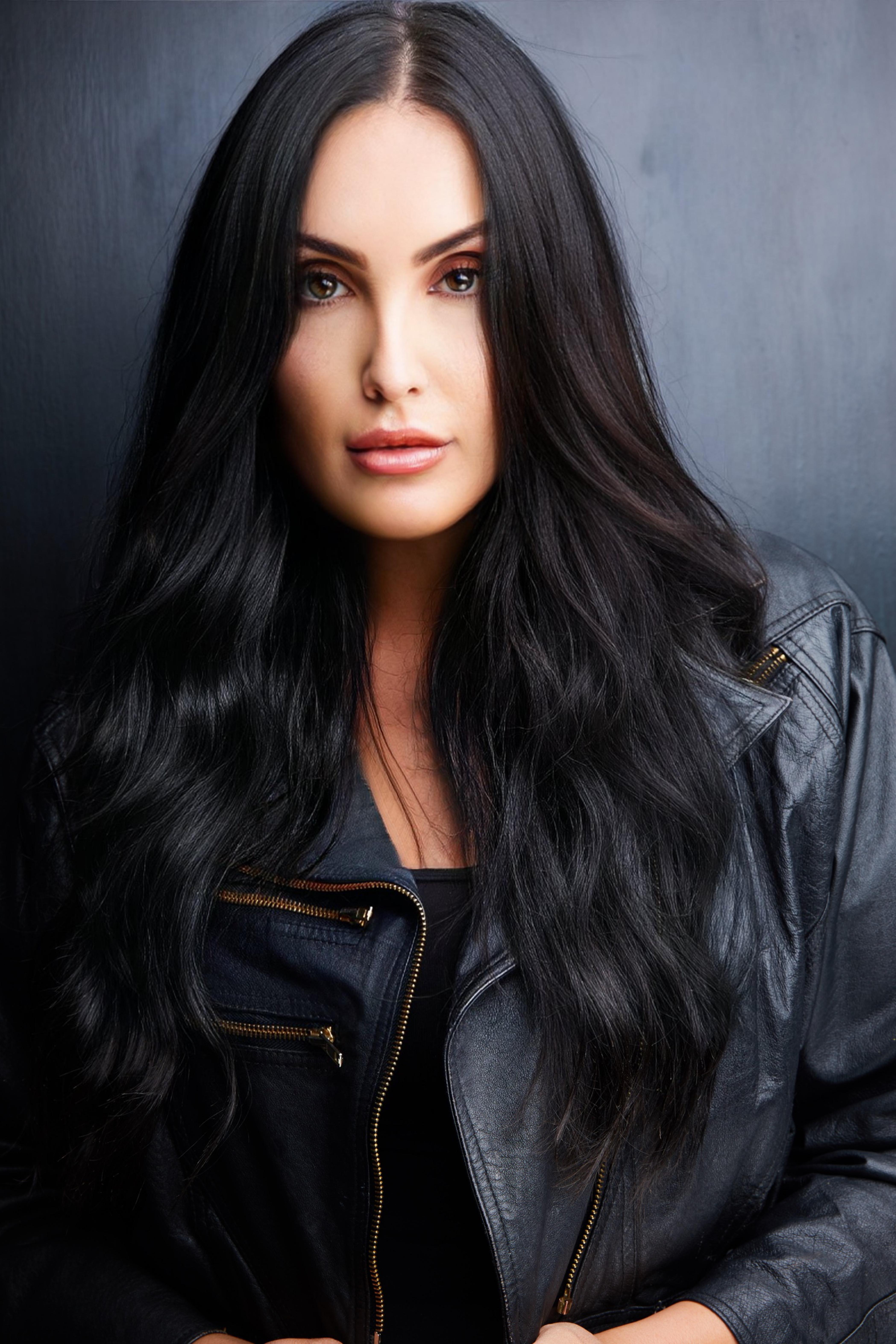 actor Daniielle Alexis large photo