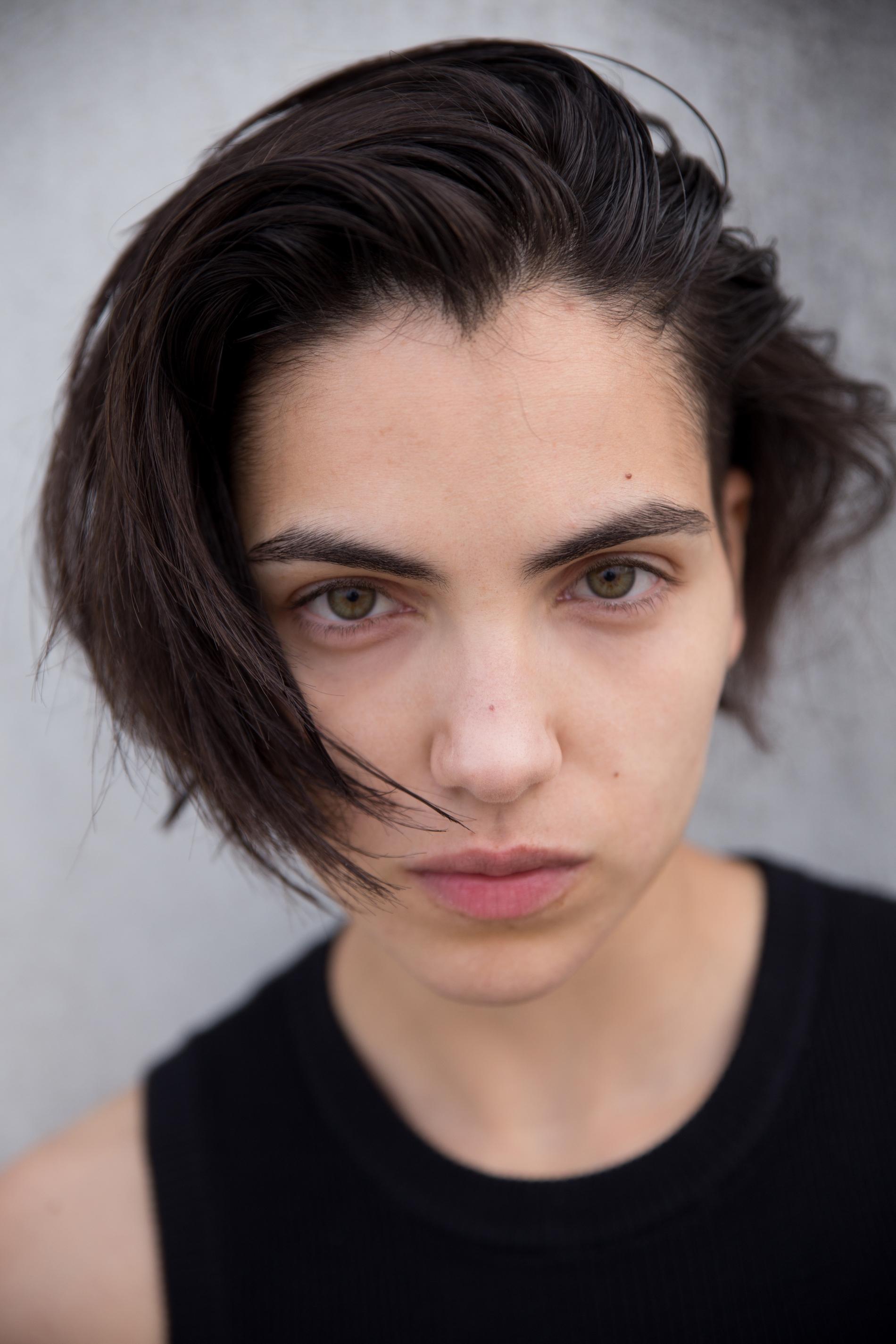 actor Selene Caramazza large photo