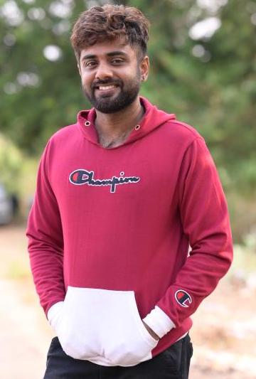 actor Karthik Ramakrishnan large photo