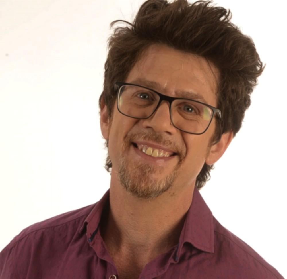 actor Peto Menahem large photo