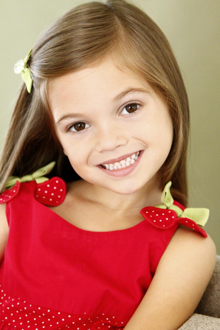 actor Paisley Scott large photo