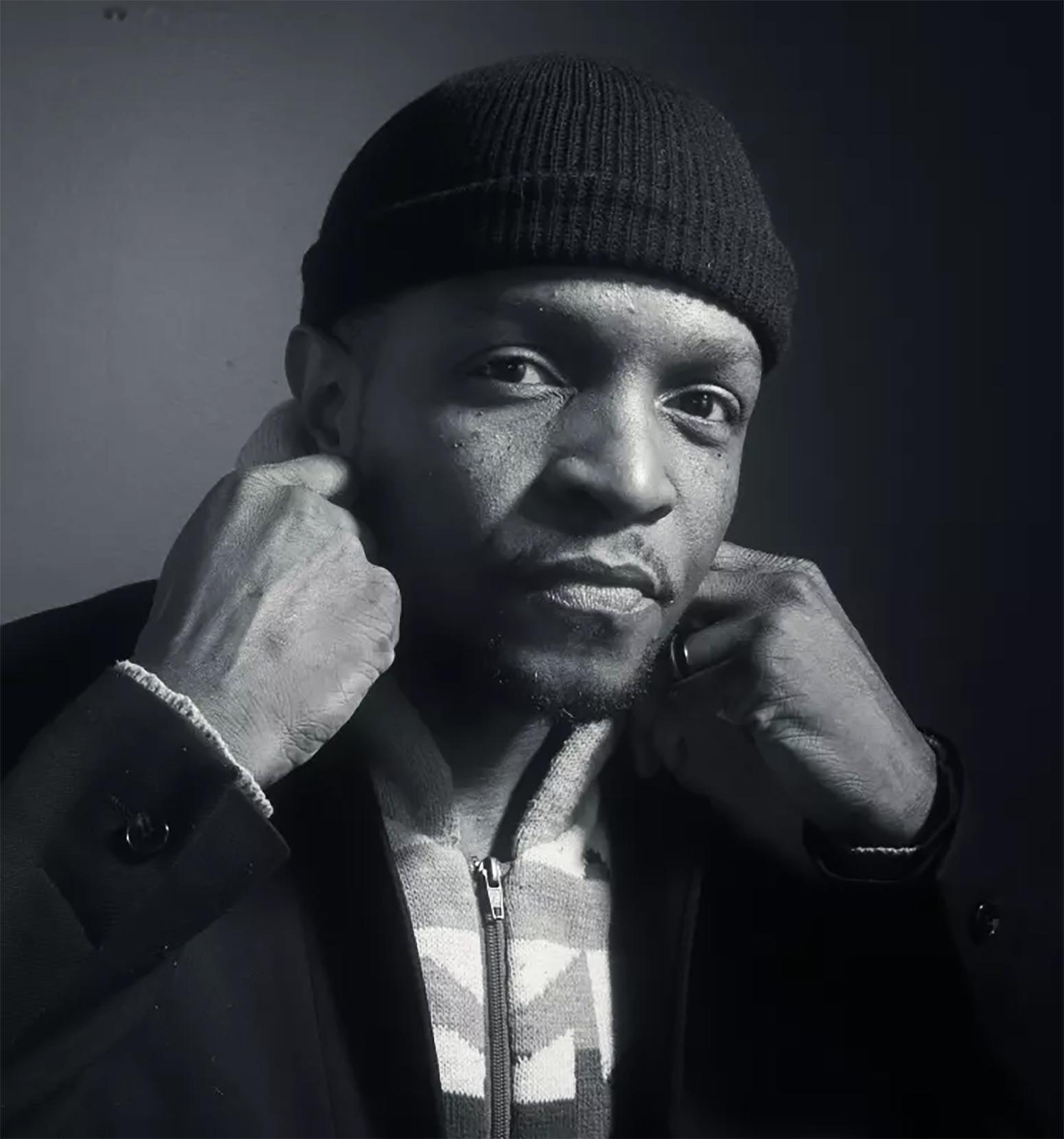 actor Qasim Basir large photo