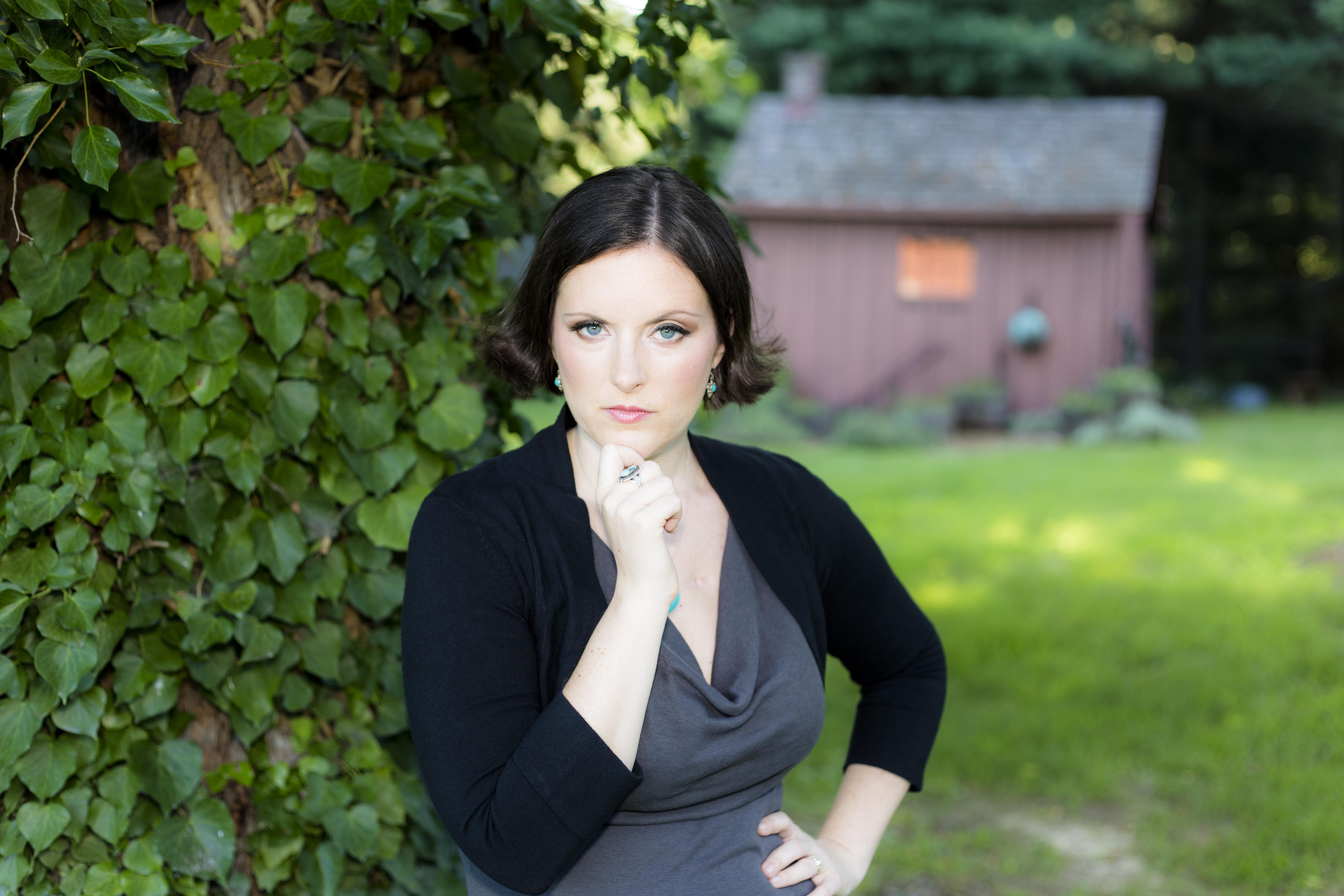 actor Amelia Cotter large photo