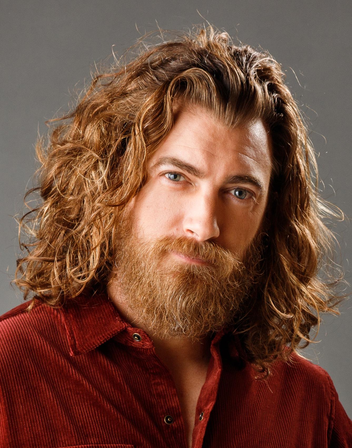 actor Rhett McLaughlin large photo