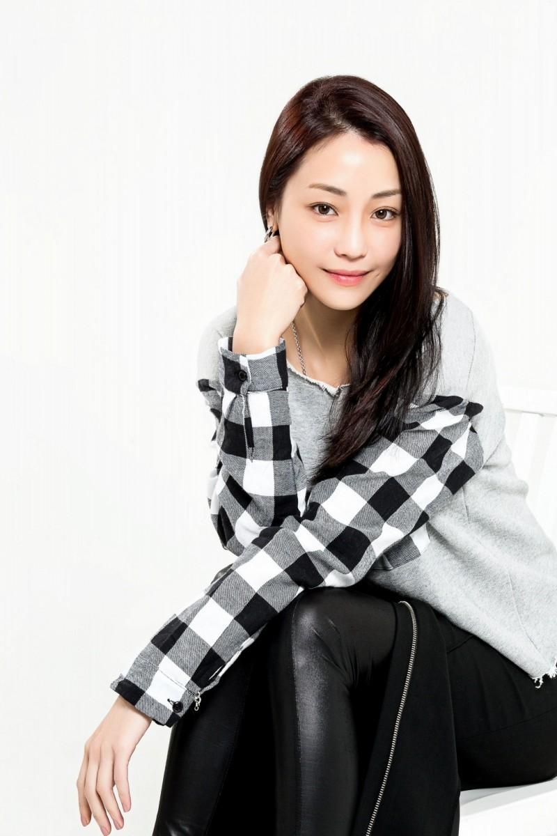 actor Nikki Hsieh large photo