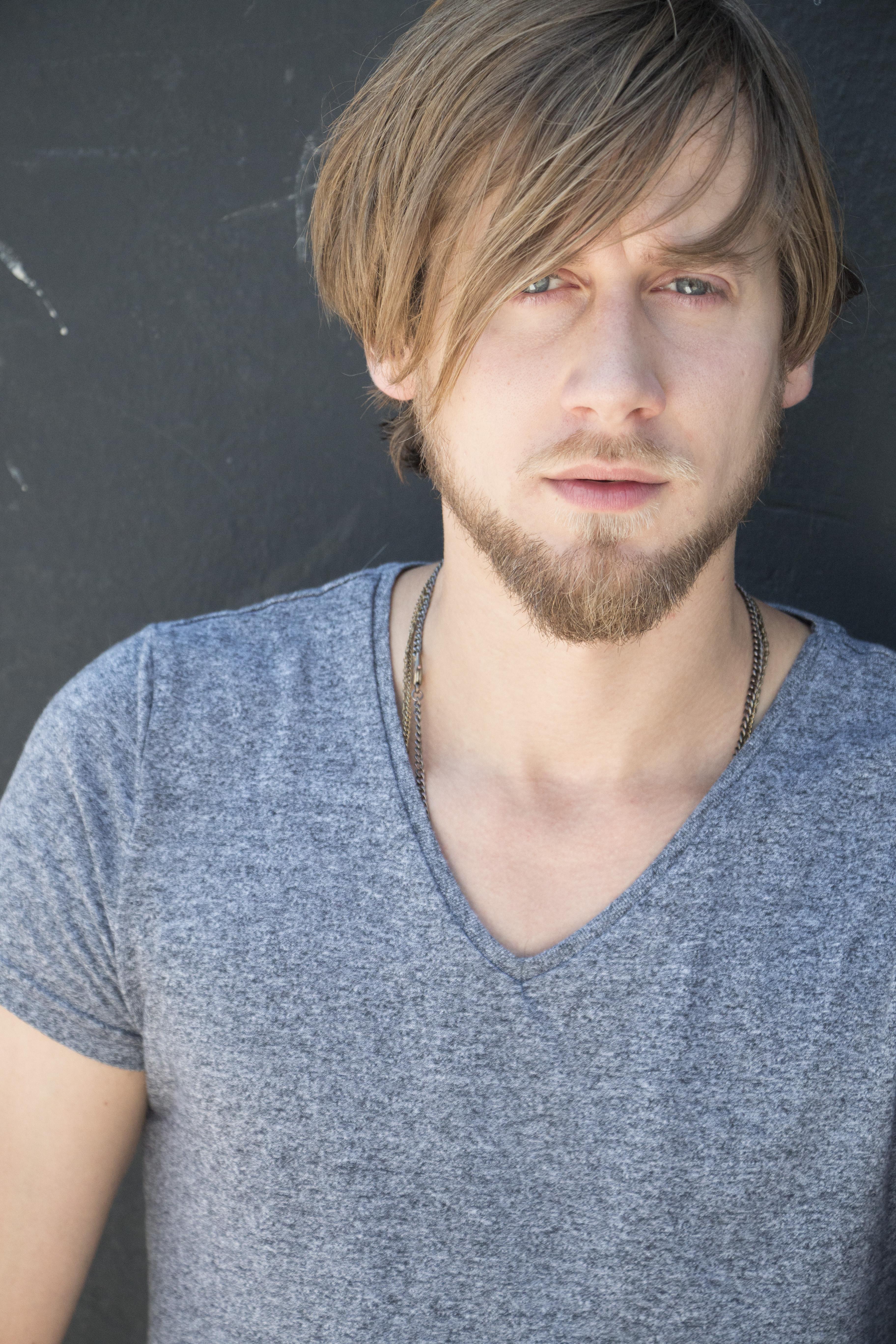 actor Ryan Kibby large photo