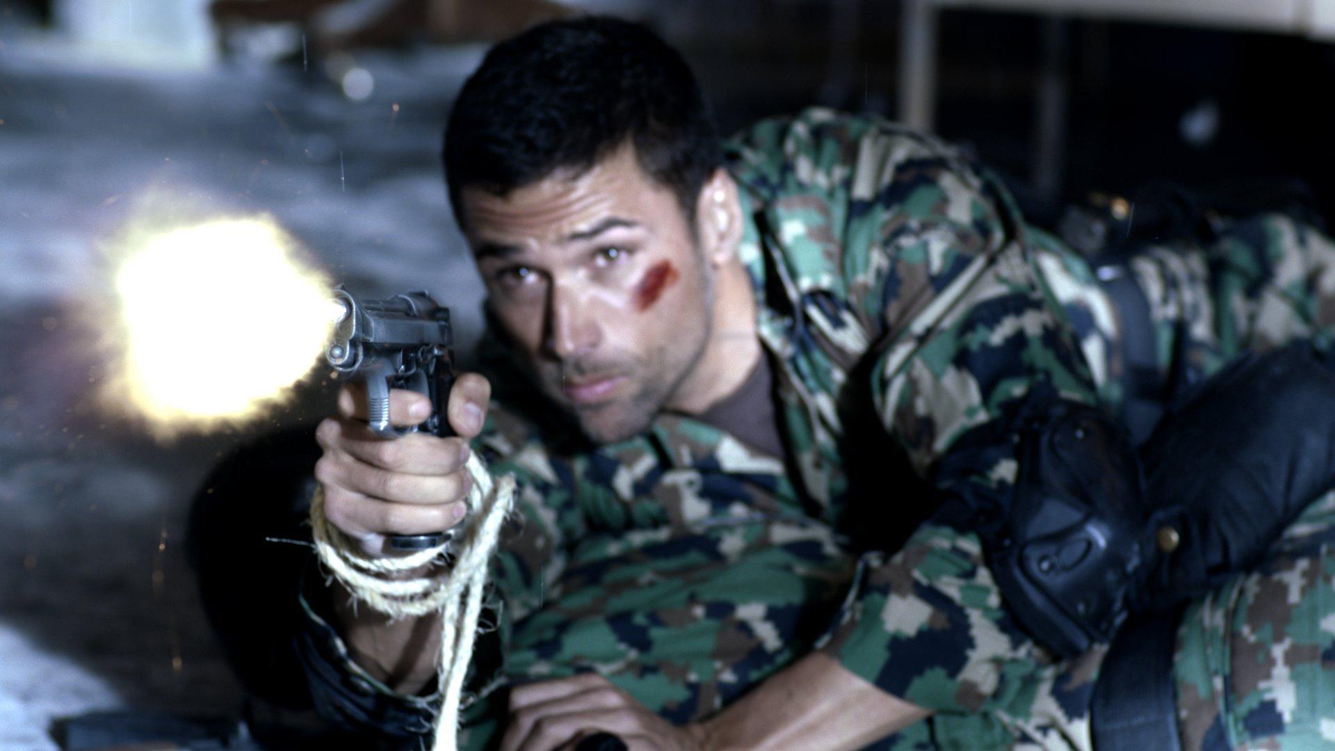 actor Matías Novoa large photo