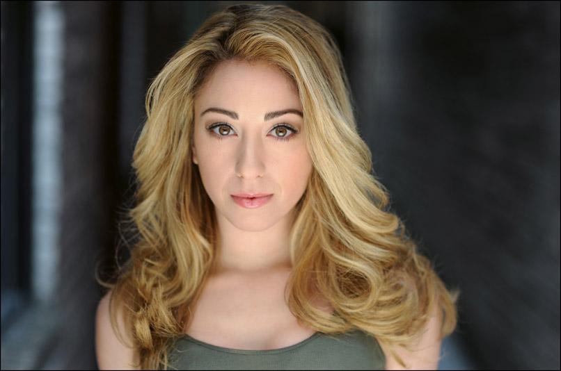 actor Samantha Tuffarelli large photo