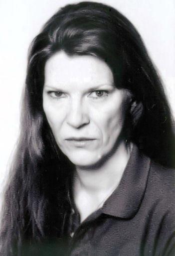 actor Claire Ferdinando large photo