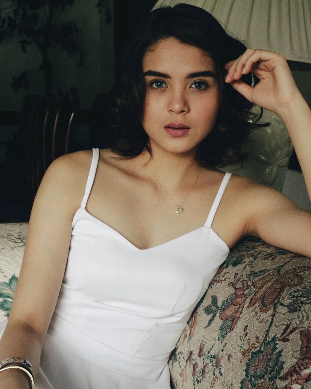 actor Ashley Ortega large photo