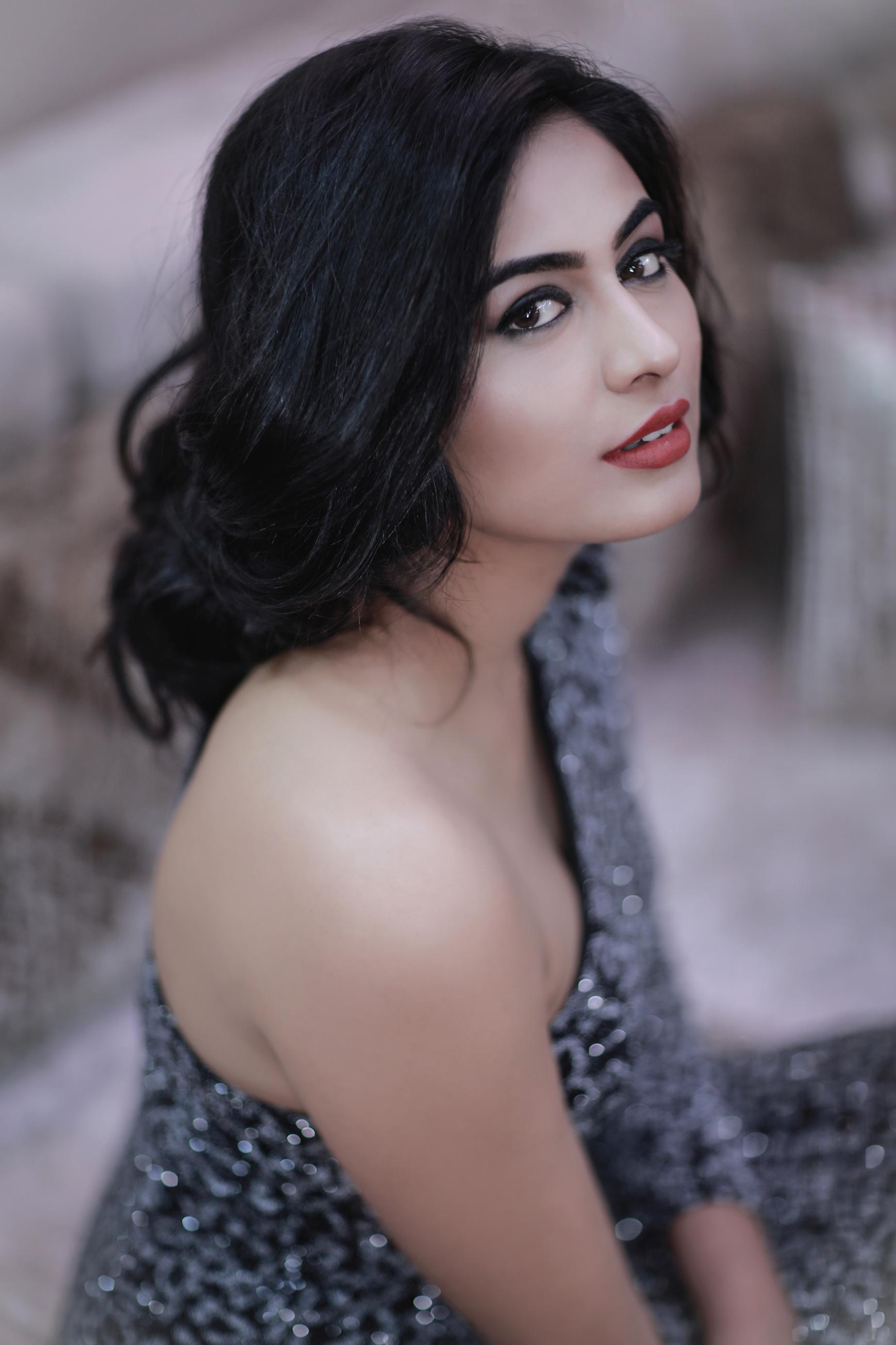 actor Neha Hinge large photo