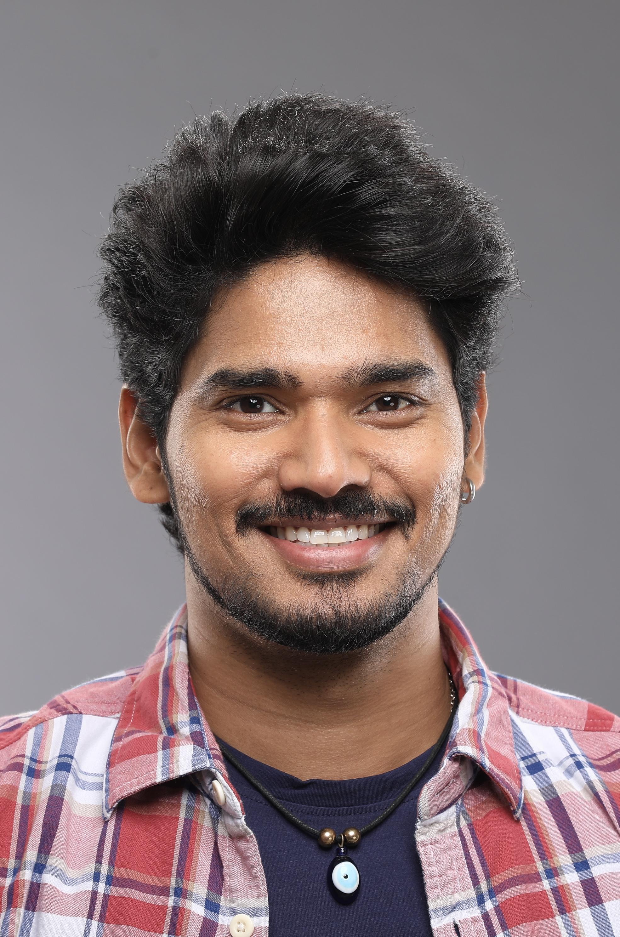 actor Sudhakar Komakula large photo