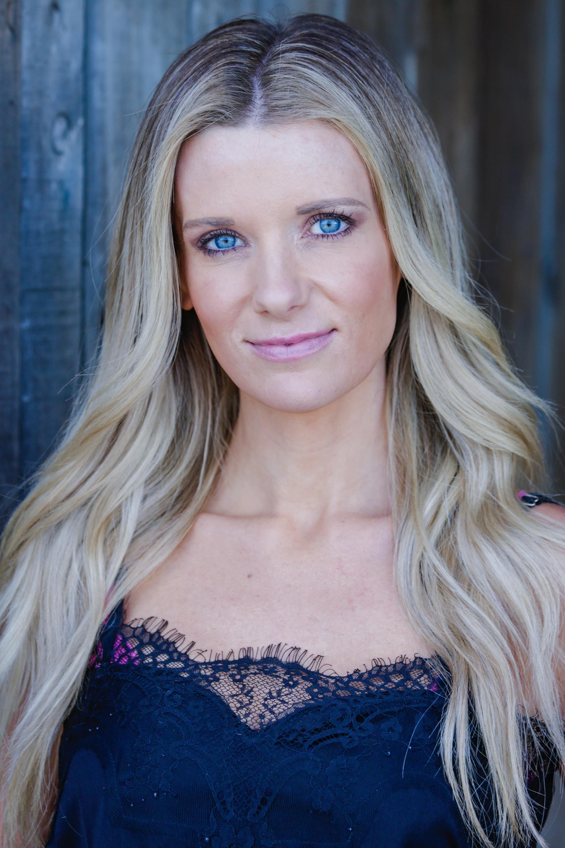 actor Molly Brady large photo