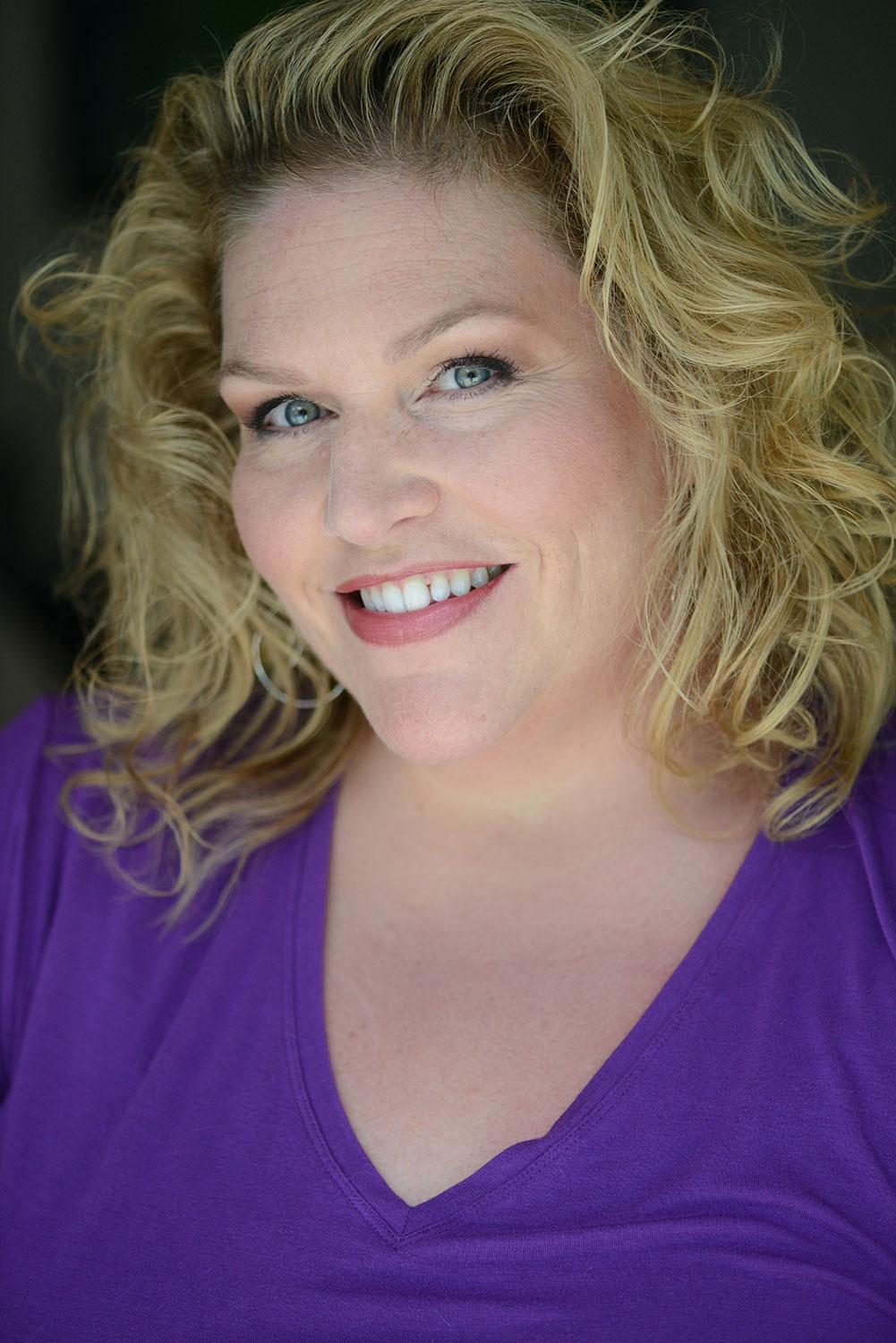 actor Linda L. Michaels large photo