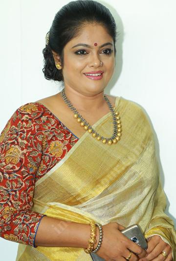 actor Manju Pillai large photo