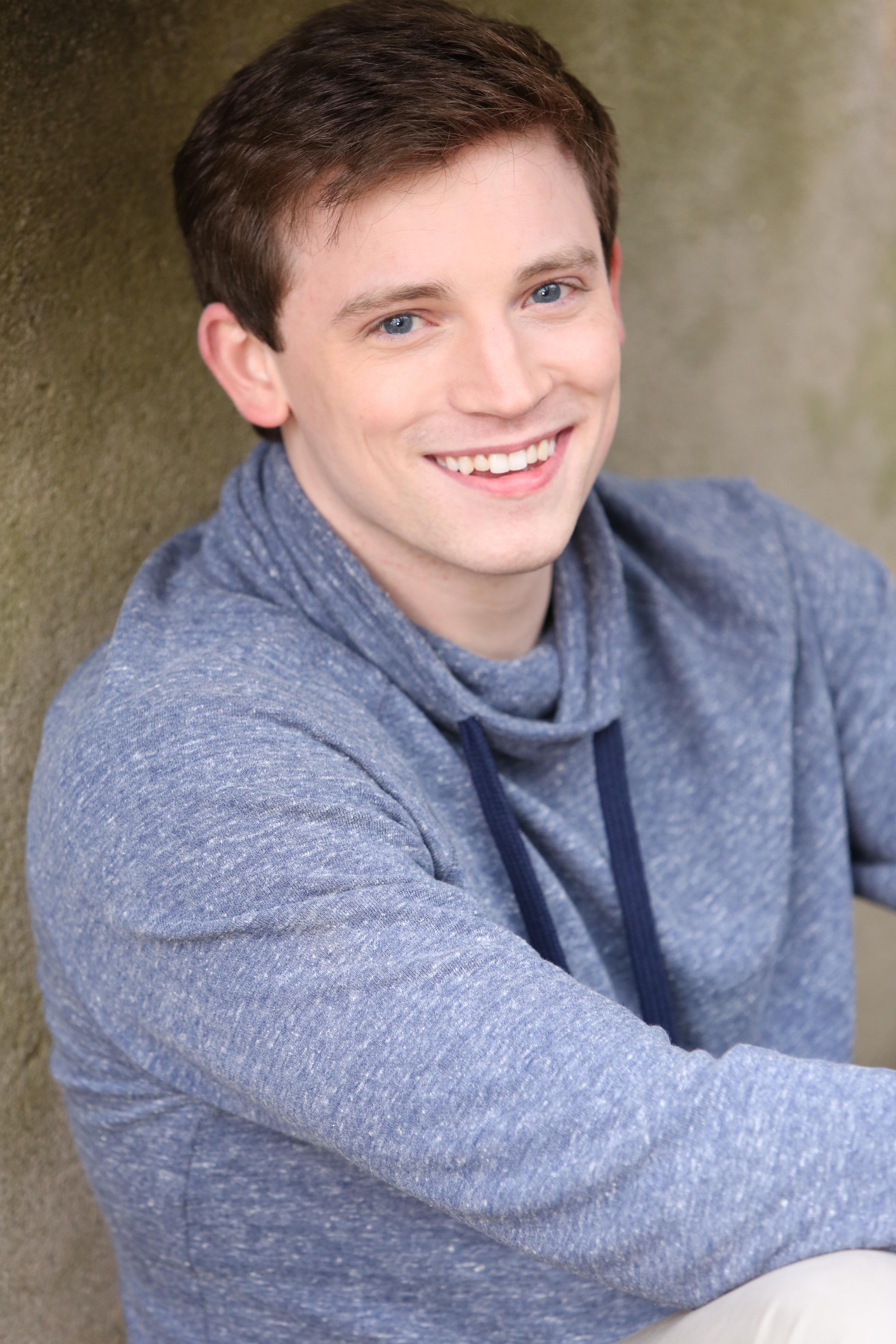 actor Ryan McGinnis large photo