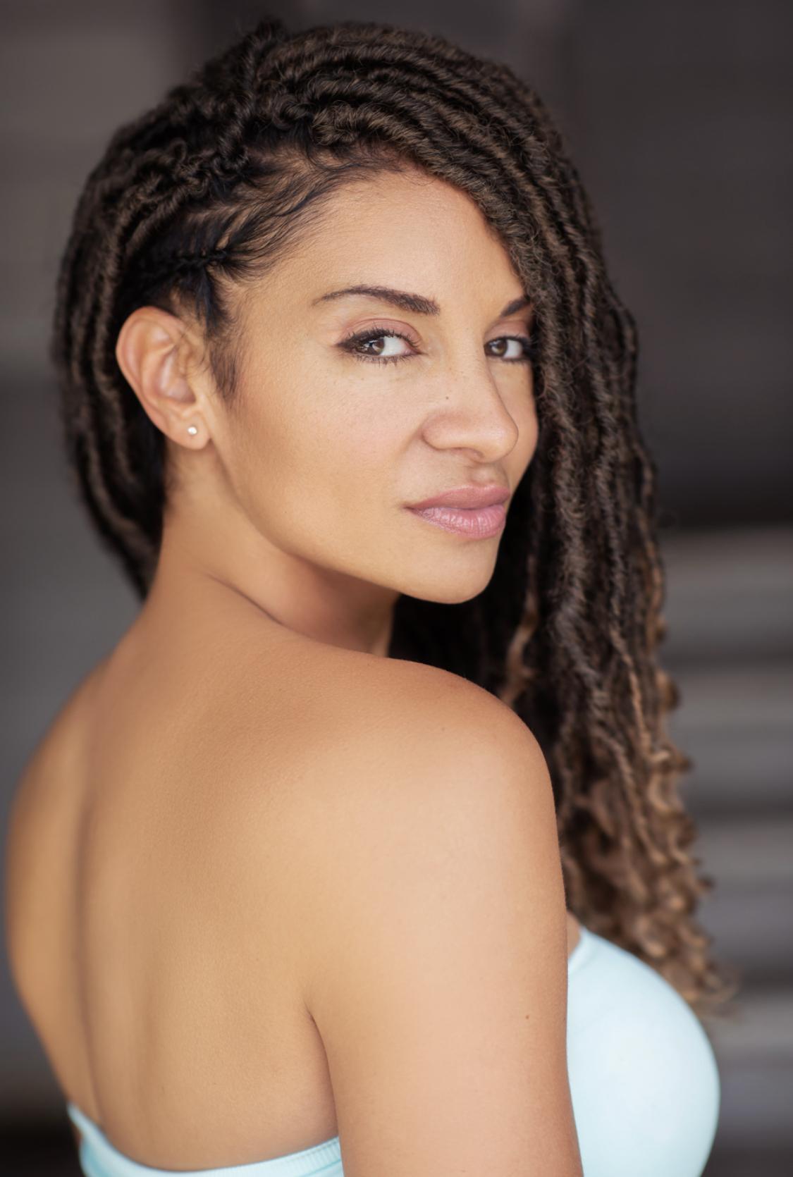 actor Diana Lovell large photo