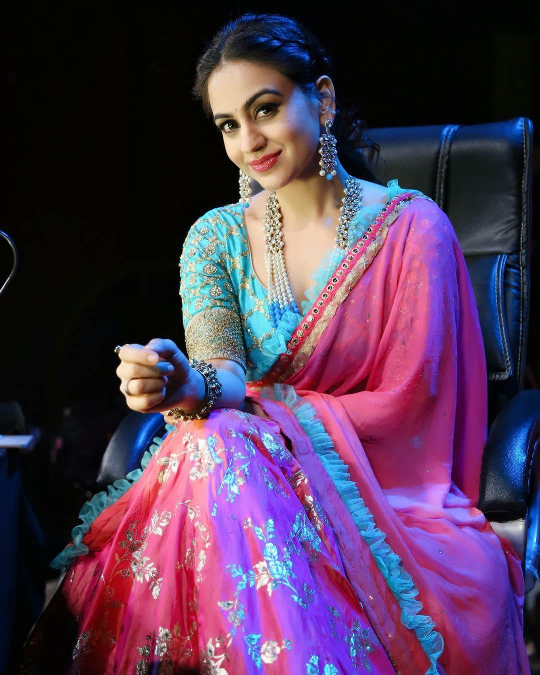 actor Aksha Pardasany large photo