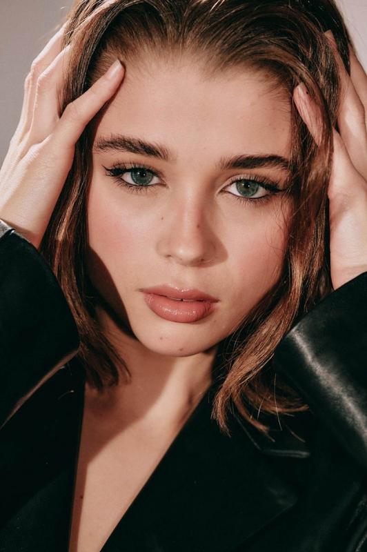 actor Berta Castañé large photo