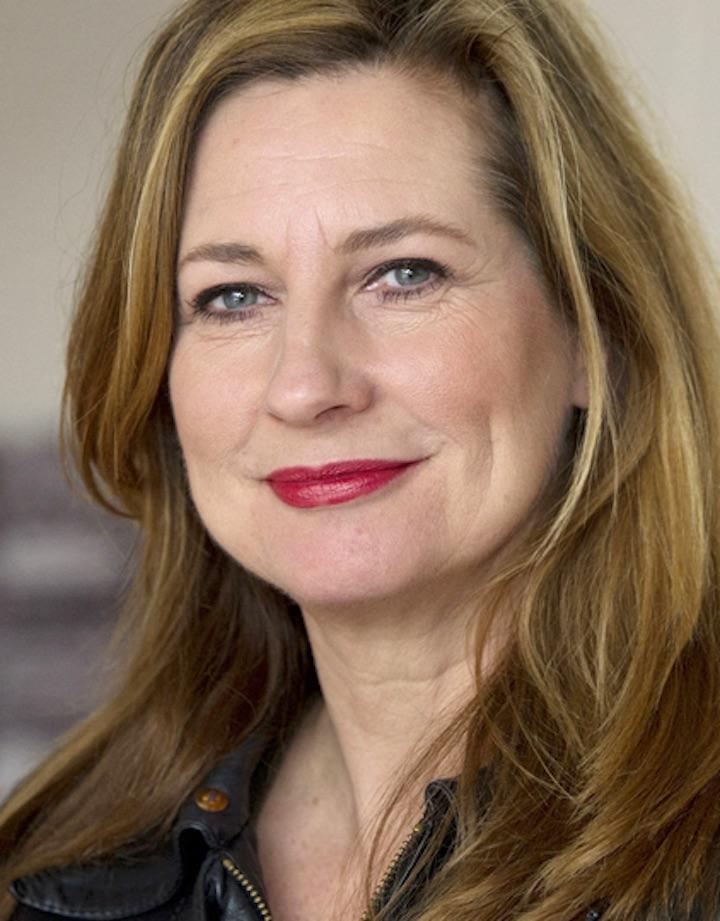 actor Carine Crutzen large photo